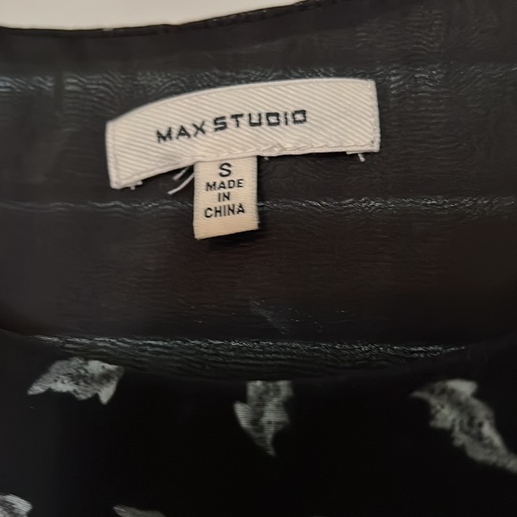 Max Studio dress. - Picture 2 of 3